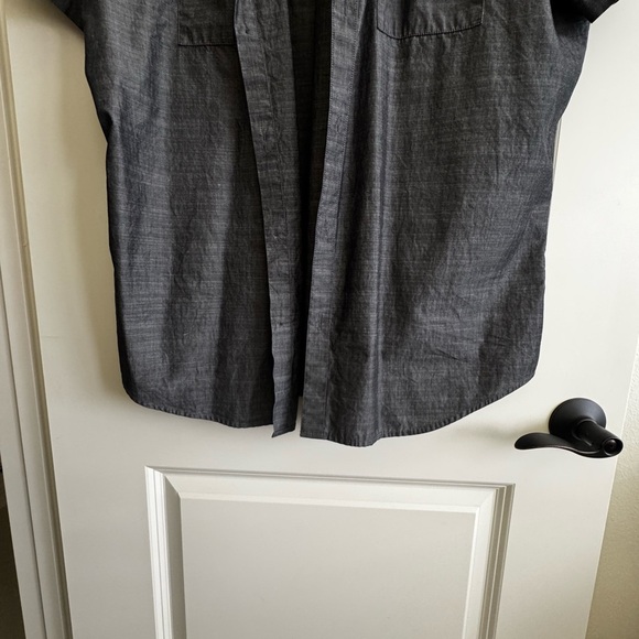 Calvin Klein Men's Charcoal Gray Shirt XL Gently Used - Picture 6 of 8